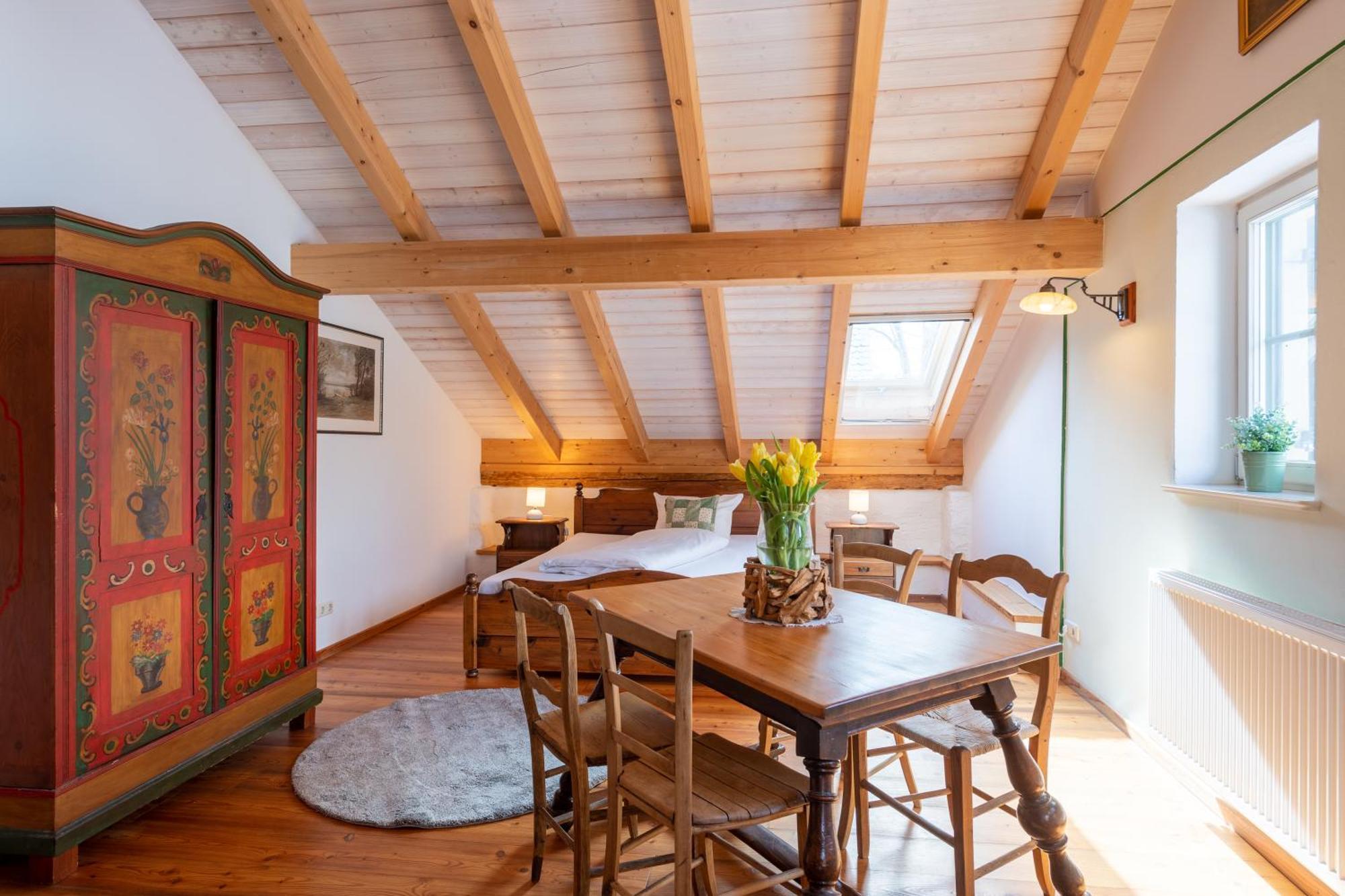 Ferienwohnung Schlossgaststätte Hohenberg Seeshaupt Exterior foto