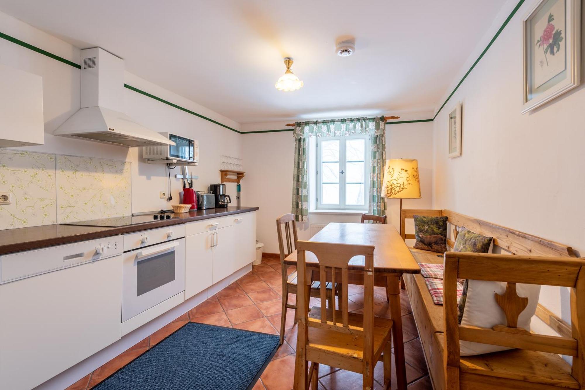 Ferienwohnung Schlossgaststätte Hohenberg Seeshaupt Exterior foto